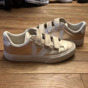 Veja sneakers